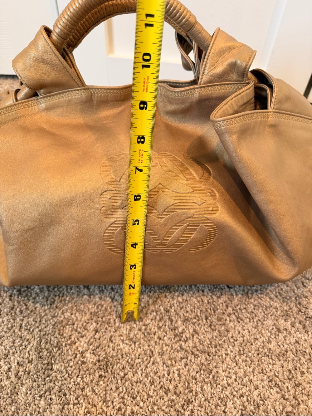 Vintage Loewe Nappa Aire Bag – Gold Iridescent Leather - Picture 8 of 10